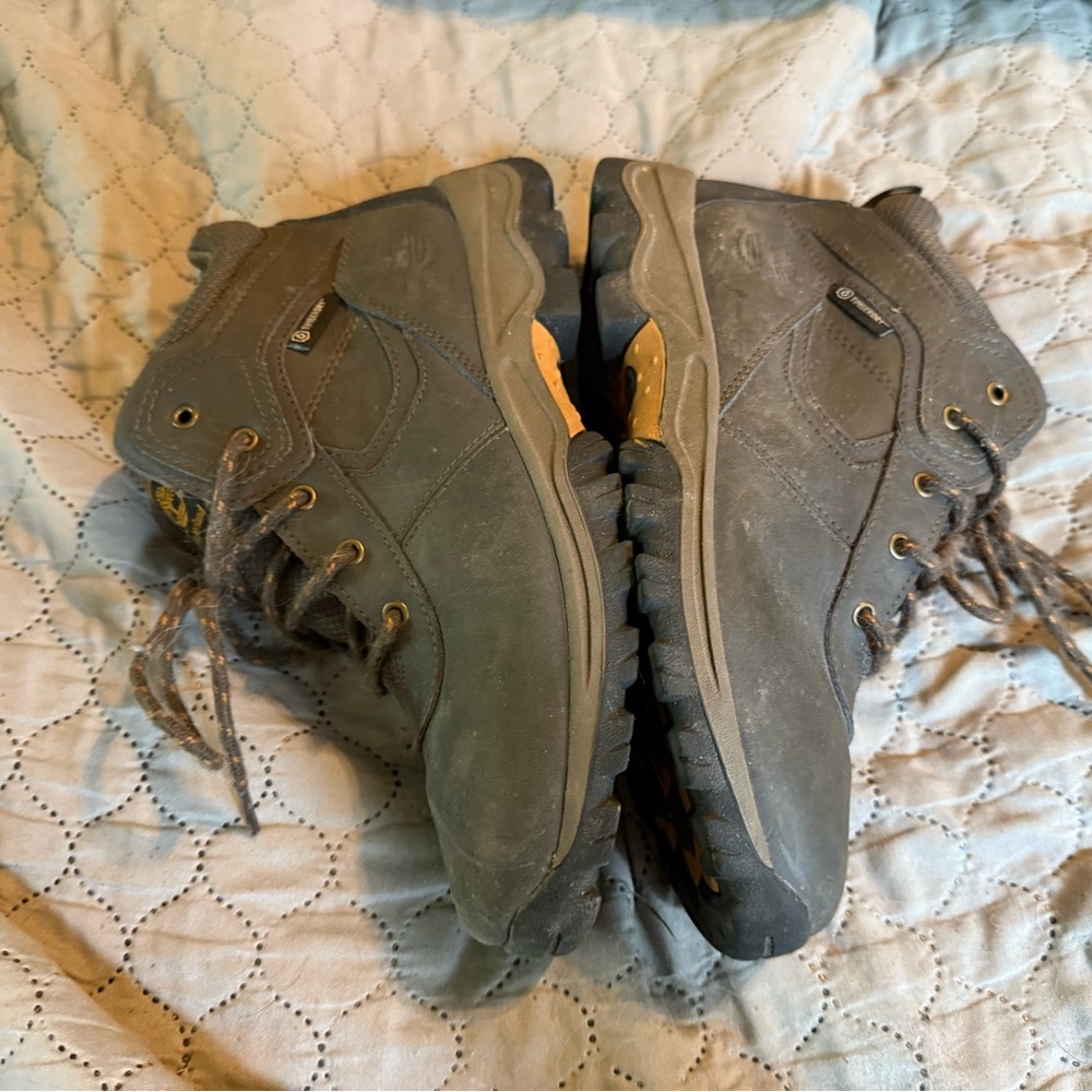 Timberland Gray Boots Rugged Lace-Up Design‎ Mt Maddsen Waterproof Hiking size 5 - Picture 3 of 6
